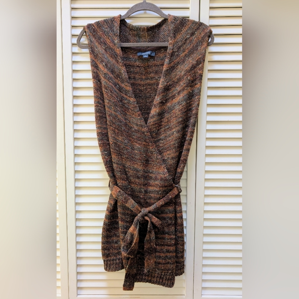 NWOT Christina Erlich Sweater Vest. Longer/Tie Waist. Lovely Fall Colors. Sz L.